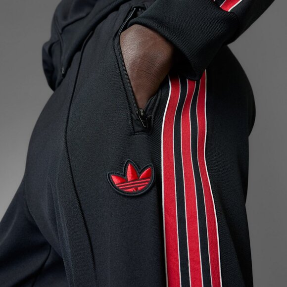 ADIDAS Manchester United Track Suit - Picture 10 of 14